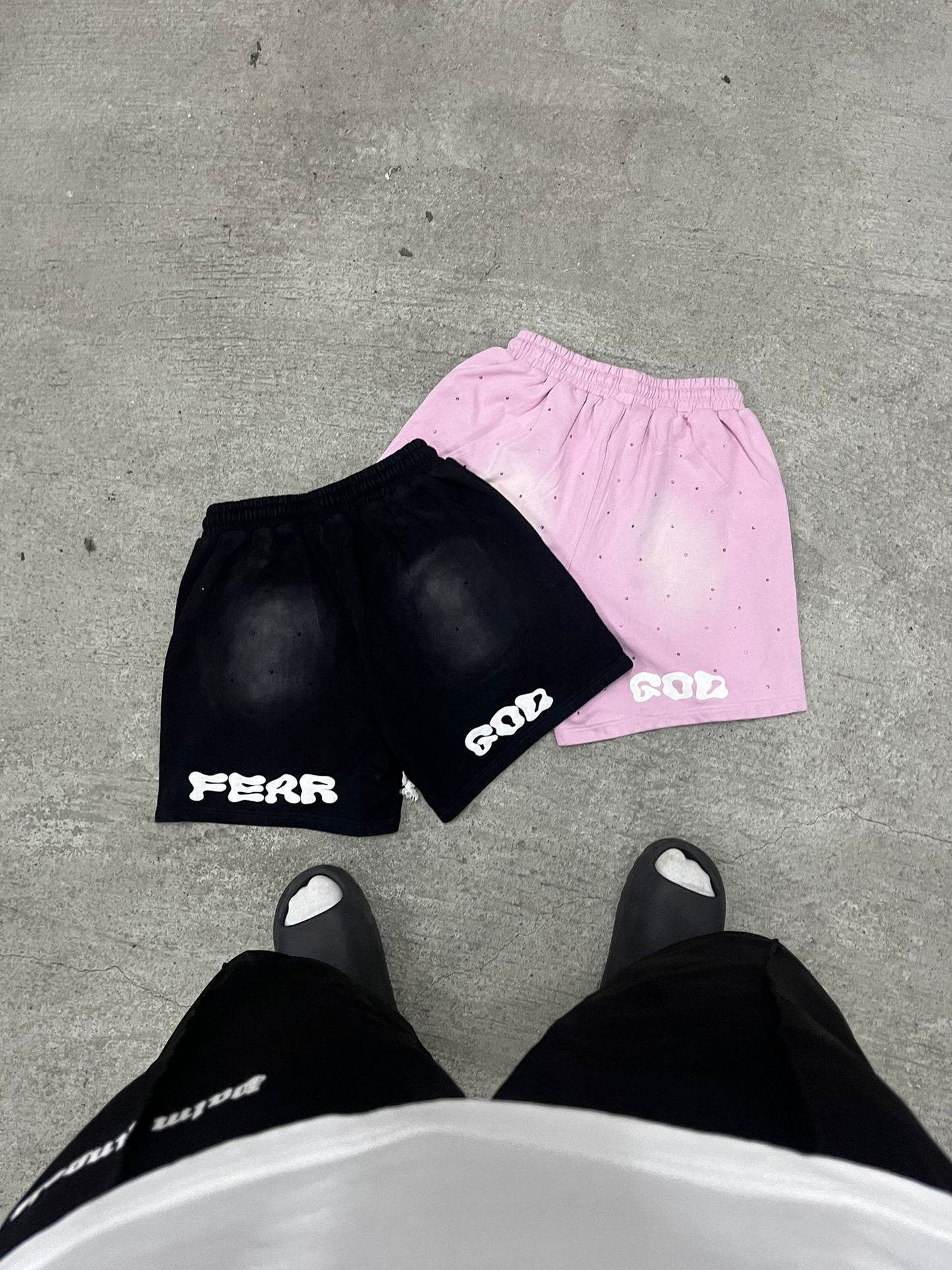 BLACK FEAR SHORTS